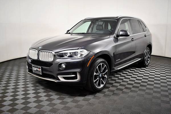 BMW X5 with VIN: 5UXKR0C50G0U47703