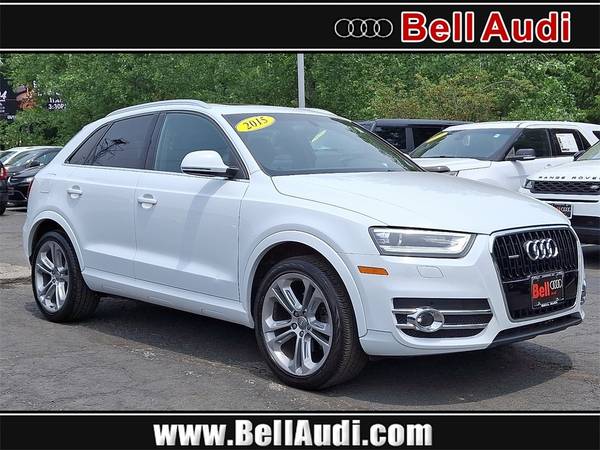 Audi Q3 with VIN: WA1EFCFS6FR008360