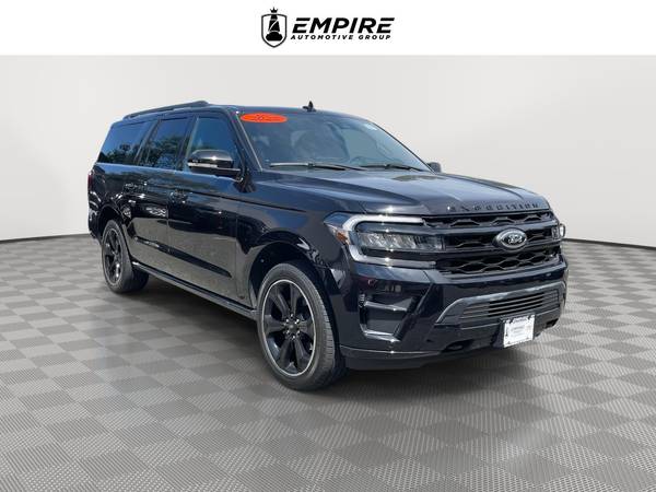 Ford Expedition with VIN: 1FMJK2AT4NEA44124