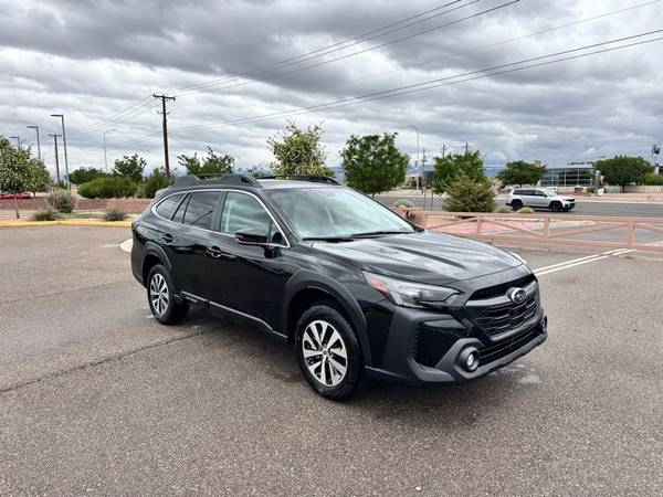 Subaru Outback with VIN: 4S4BTAFC7S3180341