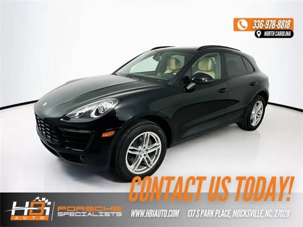 Porsche Macan with VIN: WP1AA2A57JLB08864