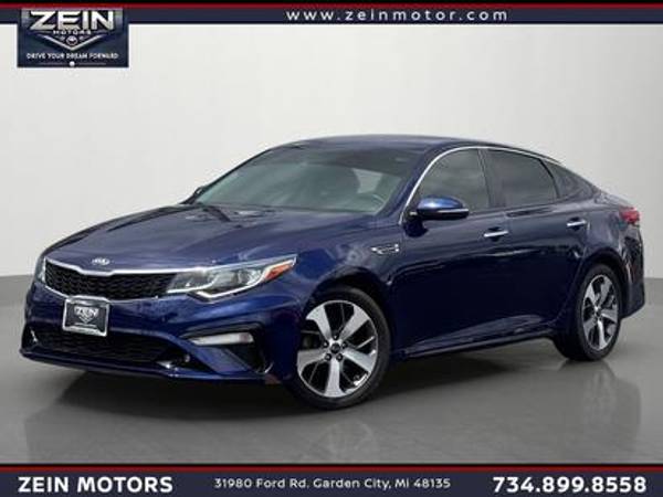 Kia Optima with VIN: 5XXGT4L35LG410928