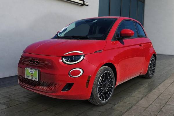 2024 FIAT 500e