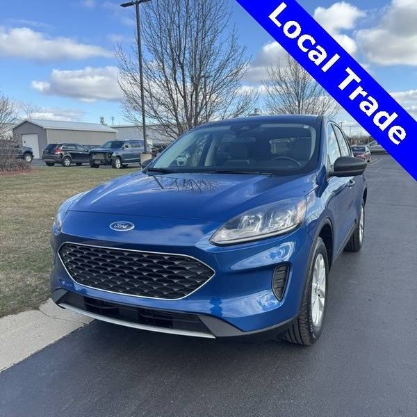 Ford Escape with VIN: 1FMCU9G6XNUB58874