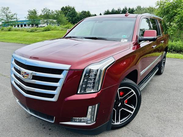Cadillac Escalade ESV with VIN: 1GYS4JKJ2KR131660