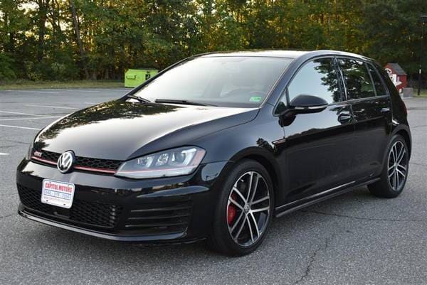 Volkswagen Golf GTI with VIN: 3VW447AU6HM074447
