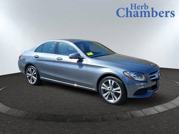 Mercedes-Benz C-Class with VIN: 55SWF4KB1JU279300
