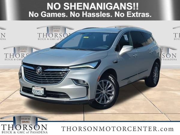 Buick Enclave with VIN: 5GAERBKW0NJ174436