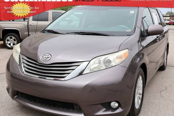 2012 Toyota Sienna Limited 7-Passenger