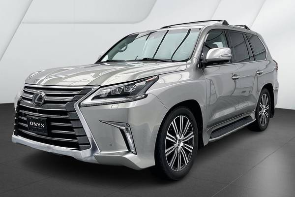 Lexus LX 570 with VIN: JTJHY7AX2K4310644
