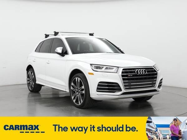 Audi SQ5 with VIN: WA1A4AFYXL2027334