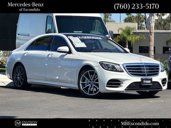 Mercedes-Benz S-Class with VIN: WDDUG6GB8KA490083