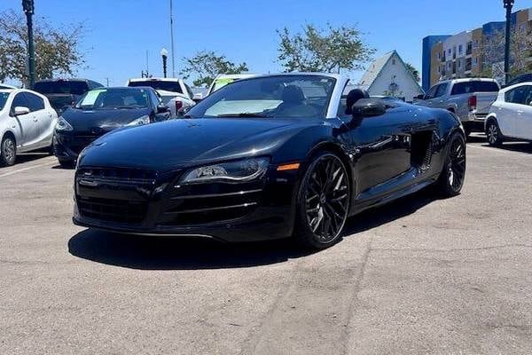2011 Audi R8 5.2 quattro Spyder Convertible