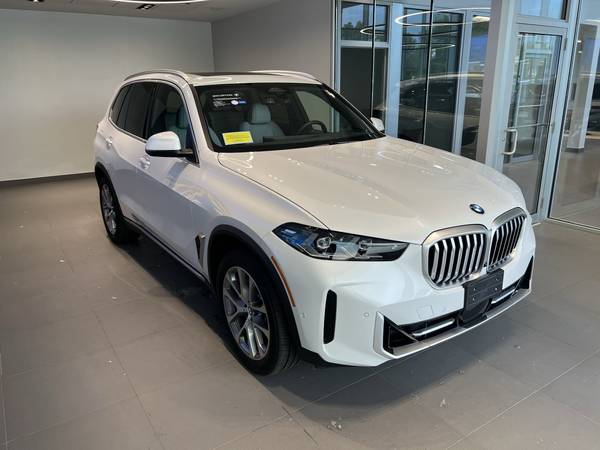 BMW X5 with VIN: 5UX23EU03R9U12508