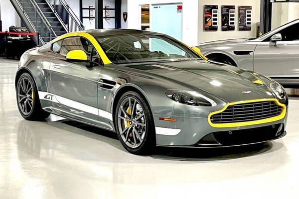 2016 Aston Martin V8 Vantage GT Coupe