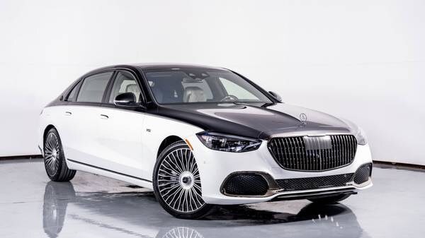 Mercedes-Benz Maybach with VIN: W1K6X7KBXSA303688