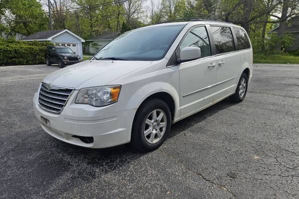 2010 Chrysler Town and Country Touring