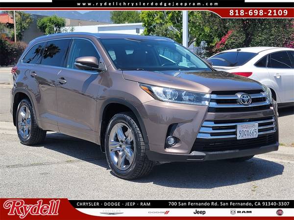 Toyota Highlander with VIN: 5TDDZRFH4KS988974