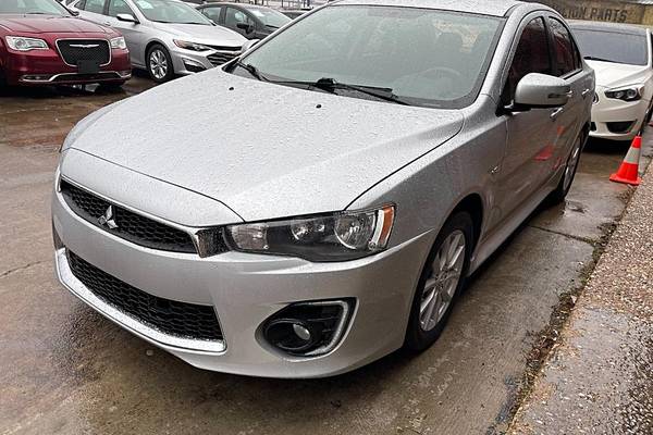 2016 Mitsubishi Lancer ES