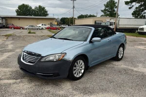 2012 Chrysler 200 Touring Convertible