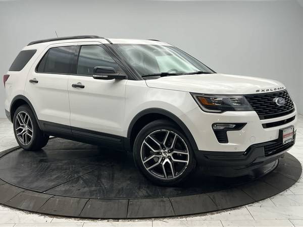 Ford Explorer with VIN: 1FM5K8GT1JGA91248