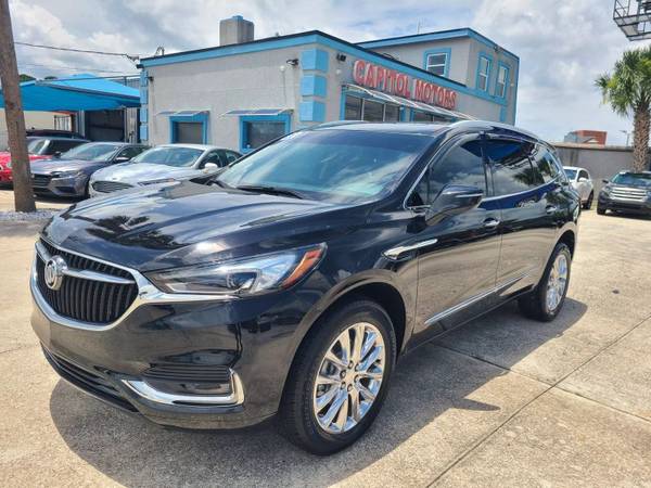 Buick Enclave with VIN: 5GAERBKW7LJ294523