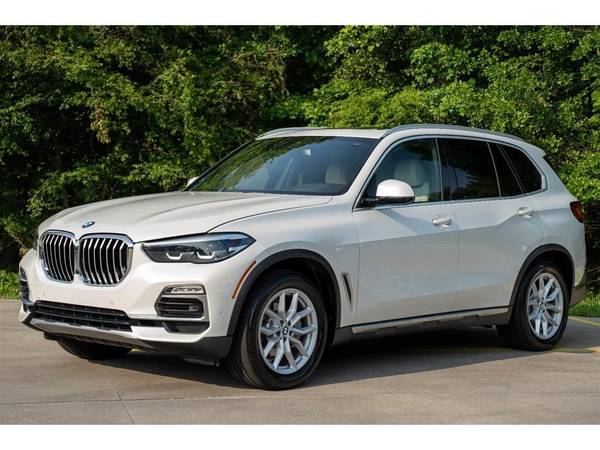 BMW X5 with VIN: 5UXCR6C5XKLL02439