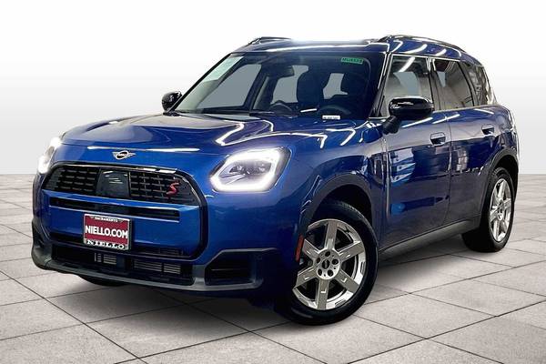 MINI Countryman with VIN: WMZ23GA01S7R37585