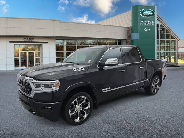 Ram 1500 with VIN: 1C6SRFHTXNN192254
