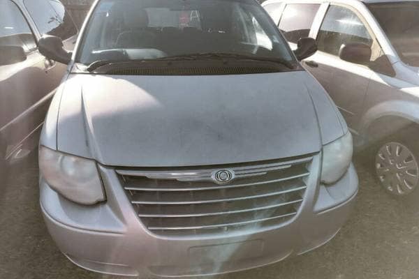 2006 Chrysler Town and Country LX