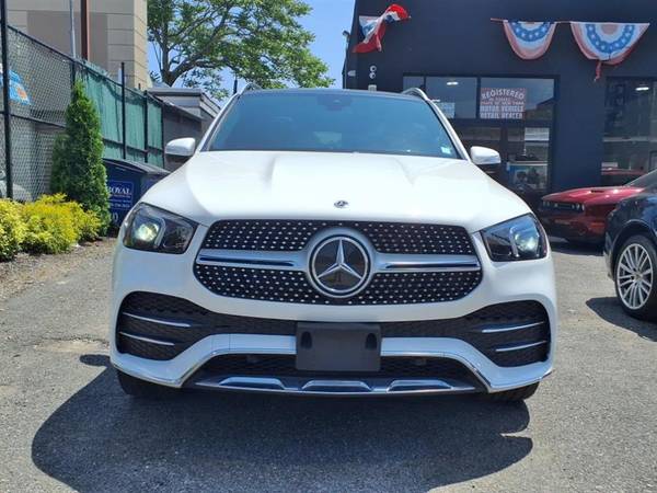 Mercedes-Benz GLE-Class with VIN: 4JGFB4KB4NA753523
