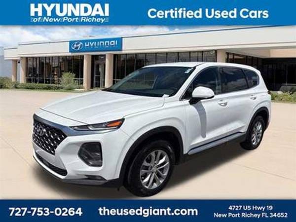Hyundai Santa Fe with VIN: 5NMS33AD4KH098813