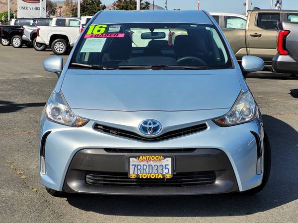 Toyota Prius v with VIN: JTDZN3EU7GJ051070