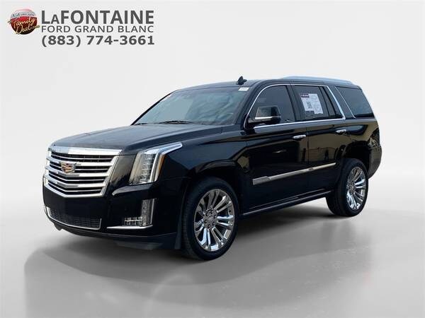 Cadillac Escalade with VIN: 1GYS4DKJ4KR304371