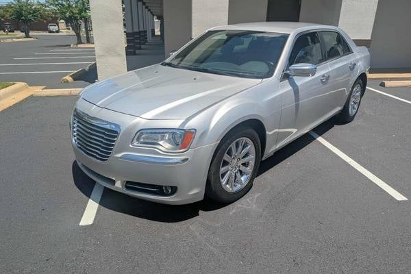 2012 Chrysler 300 Limited