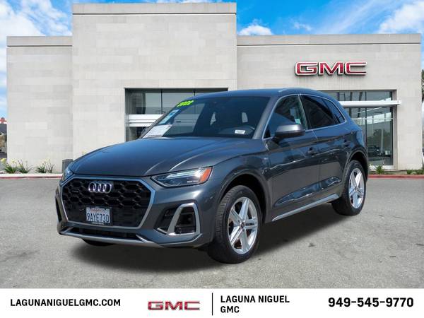Audi Q5 with VIN: WA1G2AFY2N2082220
