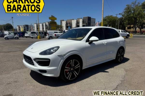 2013 Porsche Cayenne GTS