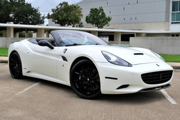 2013 Ferrari California Base Convertible