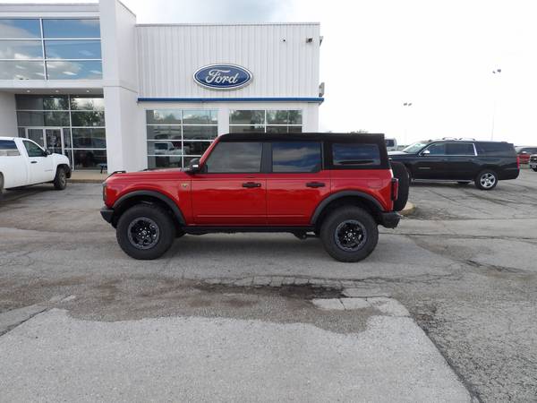 Ford Bronco with VIN: 1FMEE5DP3NLA91584
