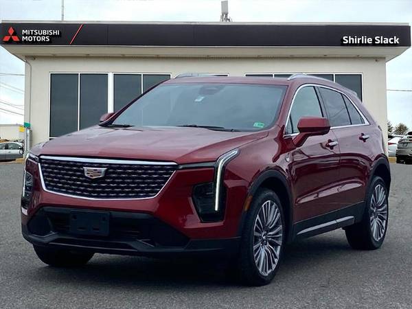 Cadillac XT4 with VIN: 1GYFZDR48SF105120