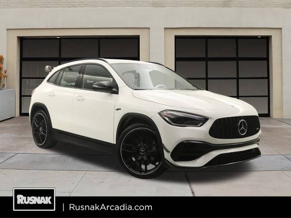 Mercedes-Benz GLA-Class with VIN: W1N4N5DB2NJ399287