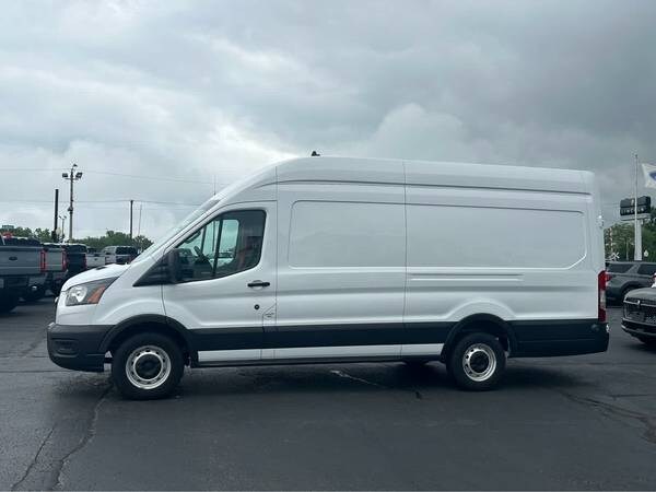 Ford Transit Cargo Van with VIN: 1FTBR3X84NKA01501