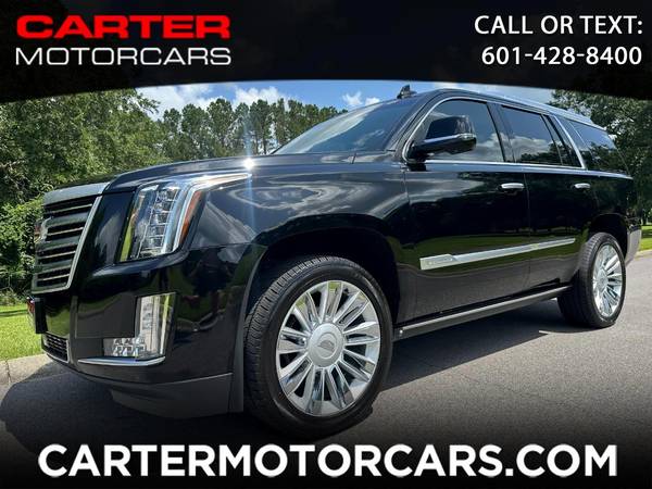 Cadillac Escalade with VIN: 1GYS3DKJ5KR186379