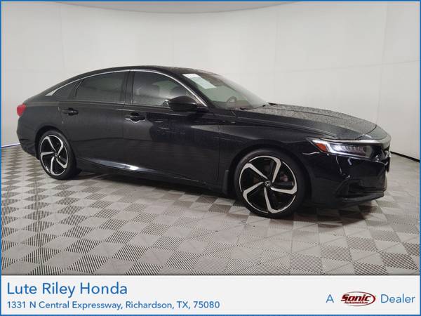 Honda Accord with VIN: 1HGCV2F31NA021244