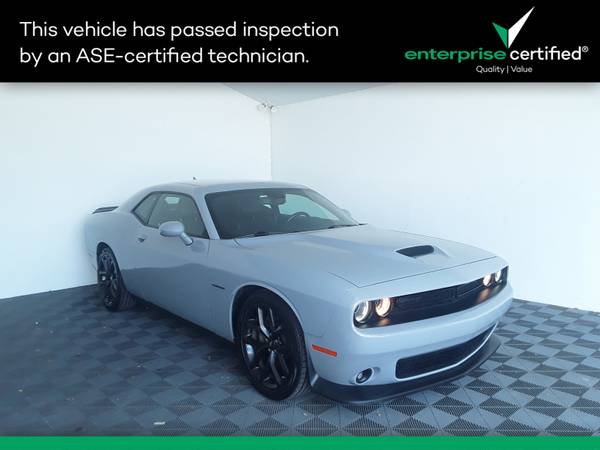 Dodge Challenger with VIN: 2C3CDZBT8NH238635