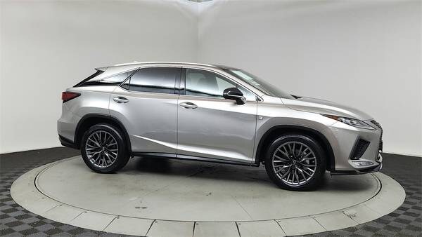 Lexus RX 350 with VIN: 2T2YZMDA5MC305648