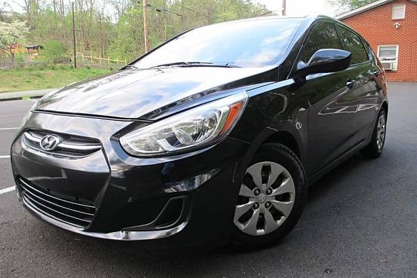 2016 Hyundai Accent SE Hatchback