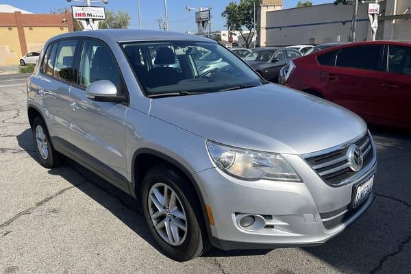 2011 Volkswagen Tiguan S