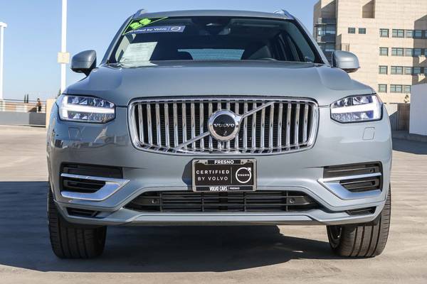 2023 Volvo XC90 Recharge T8 Plus Bright