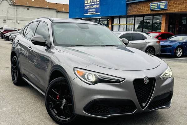 2019 Alfa Romeo Stelvio Ti Sport